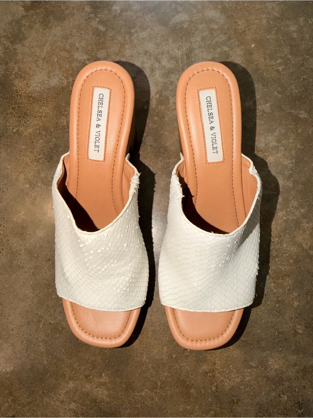 Chelsea & Violet White Snakeskin Wood Clog Mule Heels Studded Platform Size 9 - Picture 9 of 11